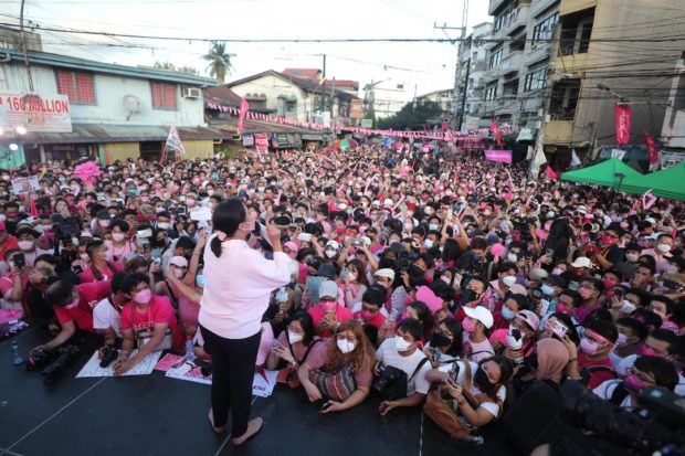 Leni Robredo in a rally in Sampaloc, Manila, FOR STORY: Robredo: Dreams of prosperity at stake
