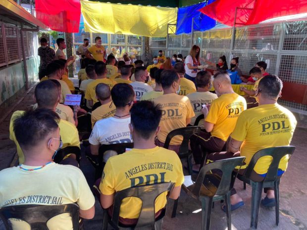 Three inmates who won the October 30 barangay and Sangguniang Kabataan elections (BSKE) will receive assistance from officials of the Bureau of Jail Management and Penology (BJMP) in performing their duties while in detention, according to spokesperson and Jail Chief Inspector Jayrex Bustinera. 