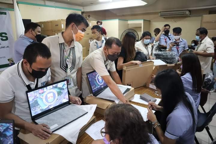 laptop for Olongapo teachers