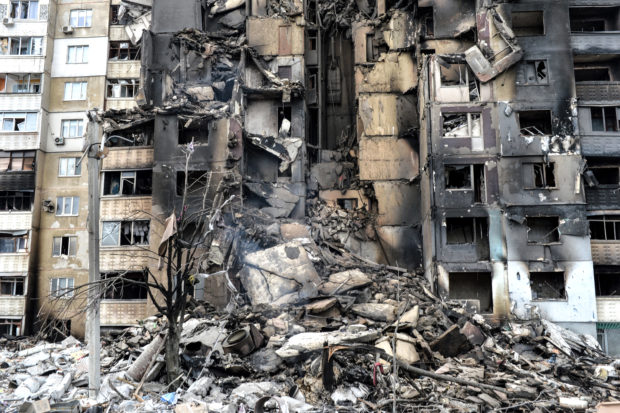 Kharkiv apartment building destroyed after shelling