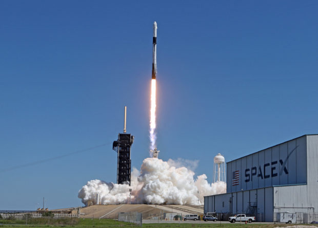 SpaceX Falcon 9 ro