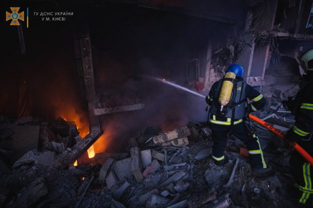 Body found in rubble after missile attack on Ukrainian capital – mayor