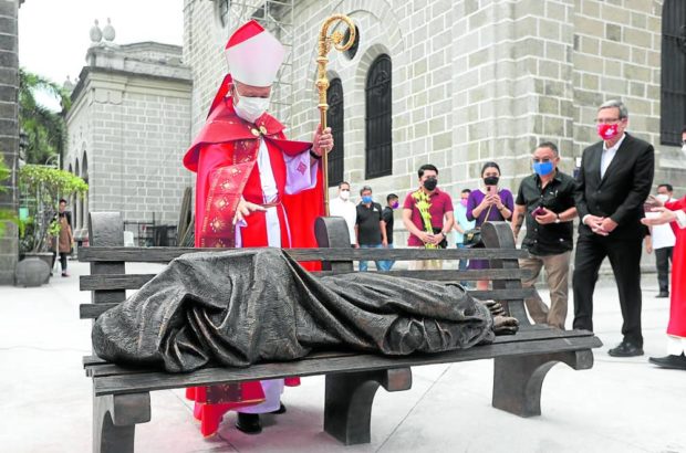 COME AND SEE If you go to the Manila Cathedral in Intramuros, Manila, you’re not going to miss the bronze metal sculpture of Jesus sleeping on a park bench and wrapped in a blanket. The “Homeless Jesus’’ was unveiled by Cardinal Jose Advincula, Manila archbishop, before the 10 a.m. Palm Sunday Mass. —Niño Jesus Orbeta