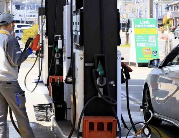 Japan to keep gasoline subsidy program after May