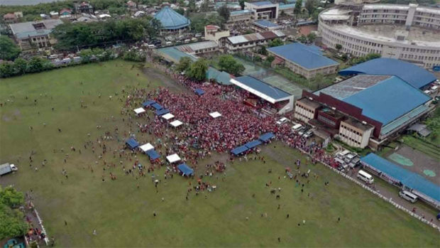 At least 7,000 people show up at the rally of presidential candidate, former senator Ferdinand “Bongbong” Marcos Jr. at the University of Eastern Philippines, Catarman town, Northern Samar. Contributed photo by Dan Niegas