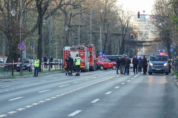 Man dies crashing car into Russian embassy in Romanian capital