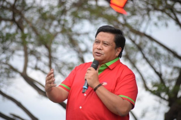 Pwersa ng Masang Pilipino senatorial bet Jinggoy Estrada pitches for wage increase in time for Labor Day during a rally in Cagayan de Oro City.