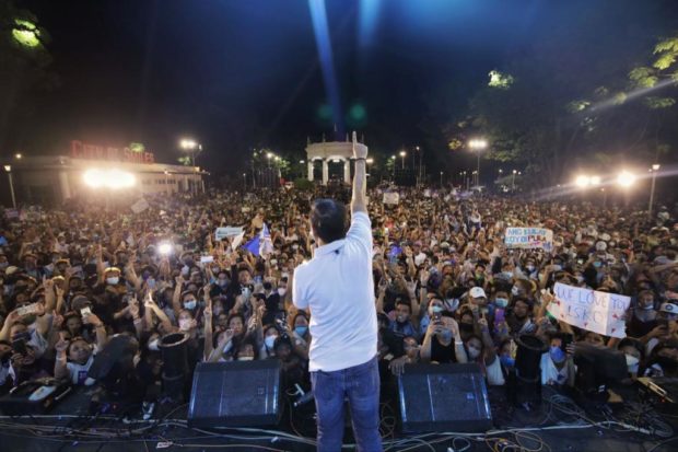 Isko Moreno gives ‘peace of mind' message to voters in Bacolod