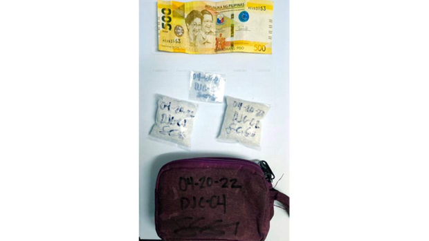 The marked P500 bill and the three sachets of "shabu" (crystal meth) allegedly confiscated on April 20 from the suspected drug peddler in Angeles City. (Photo courtesy of Angeles City Police Office).