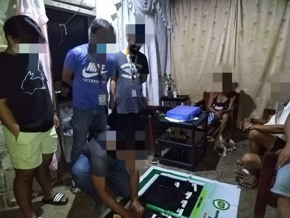 Authorities arrested three drug suspects after raiding on April 24 an alleged makeshift drug den in Olongapo City