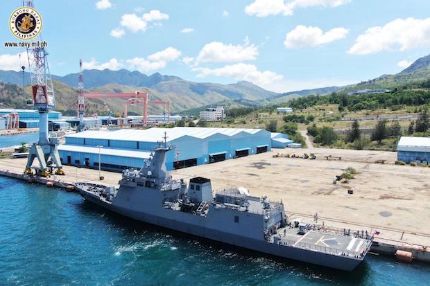 BRP Antonio Luna FF-151 docks at former Hanjin Shipyard in Subic. STORY: Navy makes strategic move to Subic shipyard facing WPS