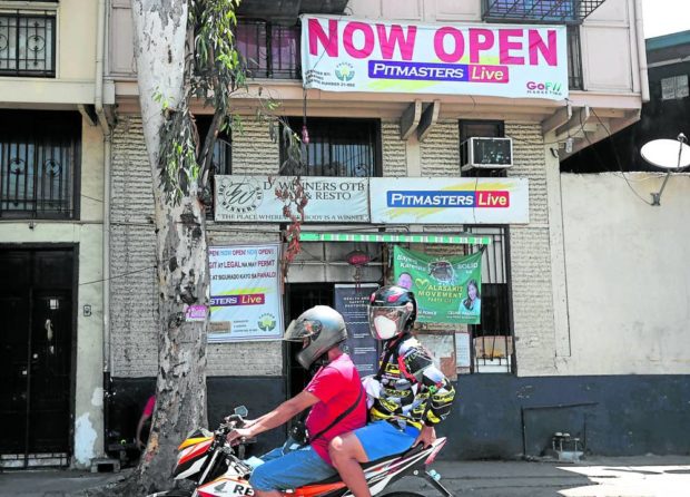 “E-sabong” stations like this in Paco, Manila, may now have to close shop because of President Duterte’s order issued on Tuesday. The high-revenue gaming sector has drawn intense scrutiny, including a congressional investigation, following the disappearance of more than 30 persons involved in e-sabong and whose cases remain unsolved. STORY: Duterte stops ‘e-sabong,’ cites survey by DILG