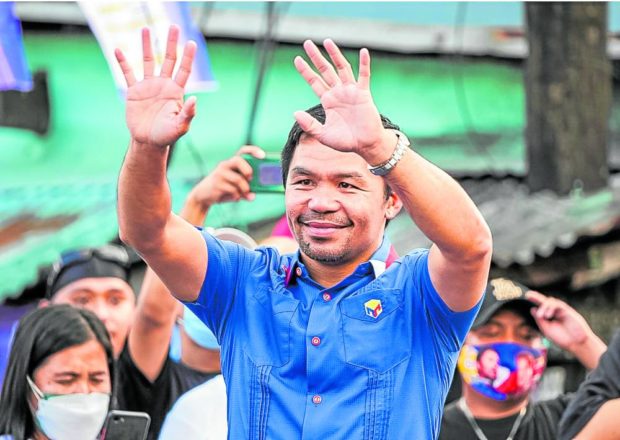 Prior to the last day of the campaign period, presidential candidate Senator Manny Pacquiao on Friday sought to get the votes of Cebuanos as he held the first leg of his miting de avance here. 