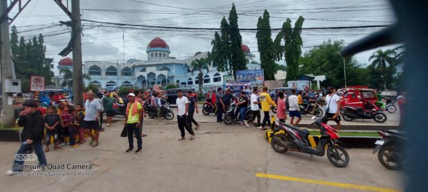 Blasts in Basilan city hurt two people, damaged some properties