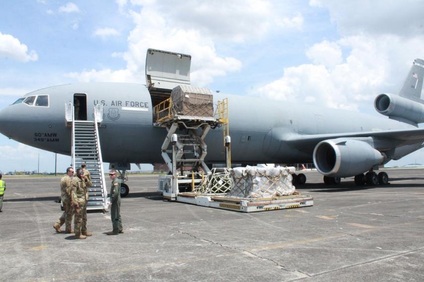 U.S. KC-10A aircraft arrives at Haribon Terminal, Clark Air Base in Pampanga to deliver equipment worth 2.3 million dollars. PHOTO FROM AFP