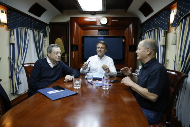 Macron, Scholz, Draghi arrive in Kyiv