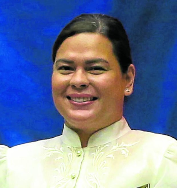 Sara Zimmerman Duterte Carpio is proclaimed Vice- President of the Republic of the Philippines by Senate President Vicente Sotto III and House Speaker Lord Allan Velasco.  INQUIRER PHOTO/LYN RILLON