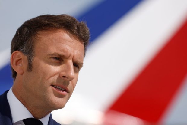 Macron toughens tone on Russia before possible Ukraine visit