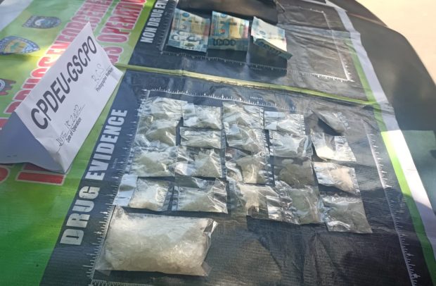 These items were seized from suspect Jason Tiu Lacsamana, who was arrested in a buy-bust operation on Saturday, June 18, 2022. STORY: Meth worth P1 million seized from suspect in General Santos
