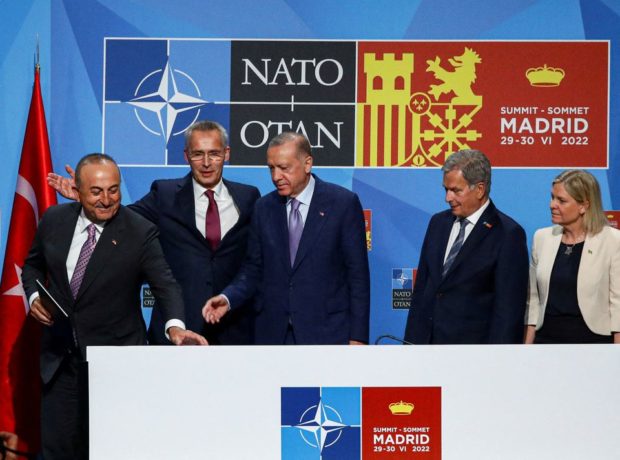 Turkey lifts veto on Finland, Sweden joining Nato, clearing path for expansion