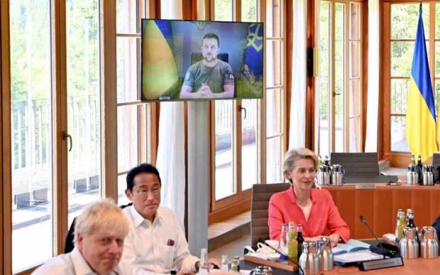 Kishida announces $200 million in aid for food crisis at G7 summit