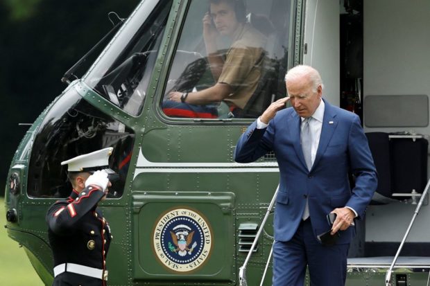 Biden announces new $1 bln in weapons for Ukraine, Kyiv seeks more heavy arms