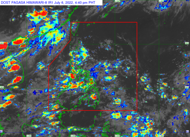 The photo is a weather satellite image from the website of Pagasa which says the ITCZ and southwest monsoon will bring cloudy skies and scattered rain in some parts of the Philippines within the next 24 hours
