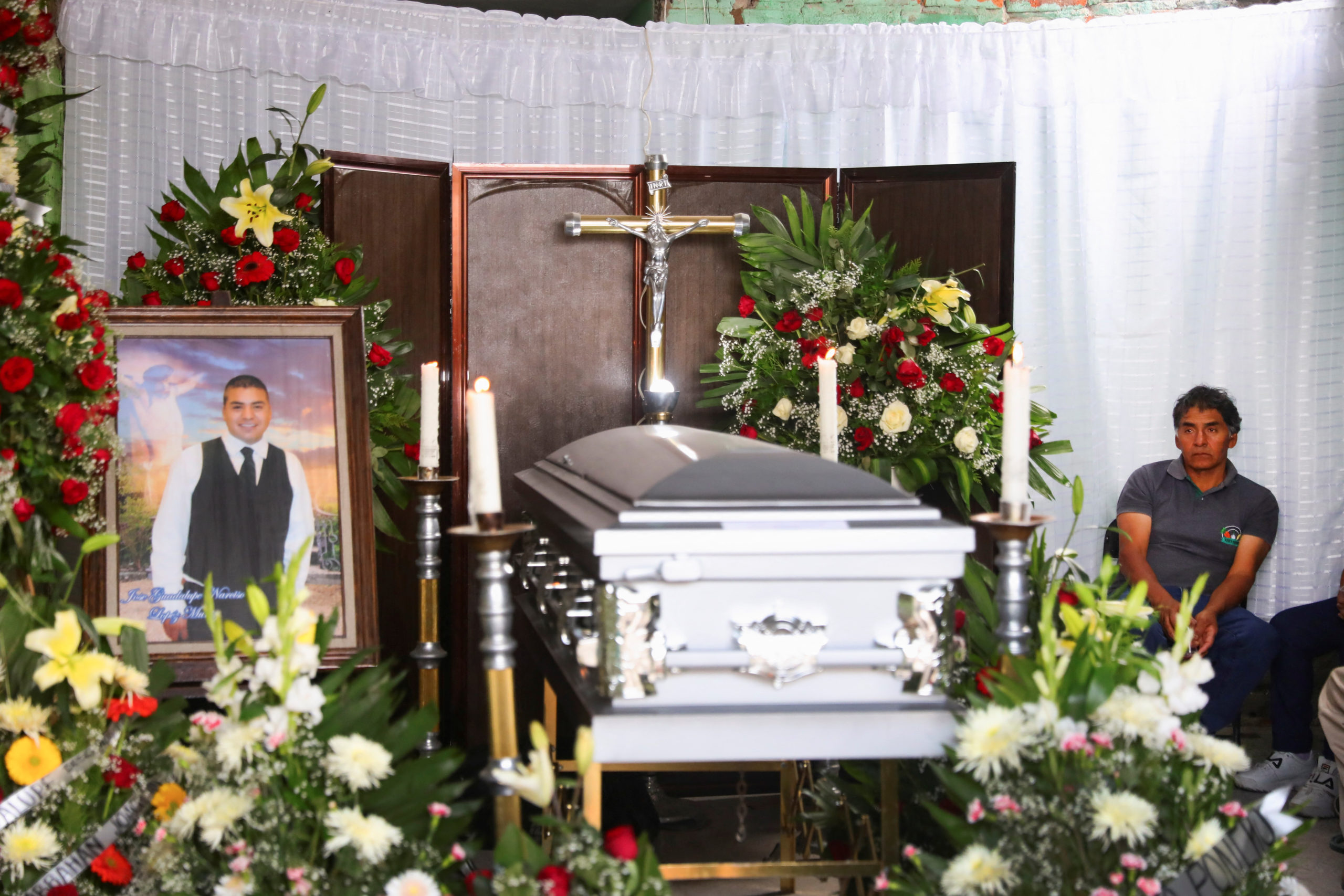 Mexican families hold funerals for migrants who died in Texas trailer ...