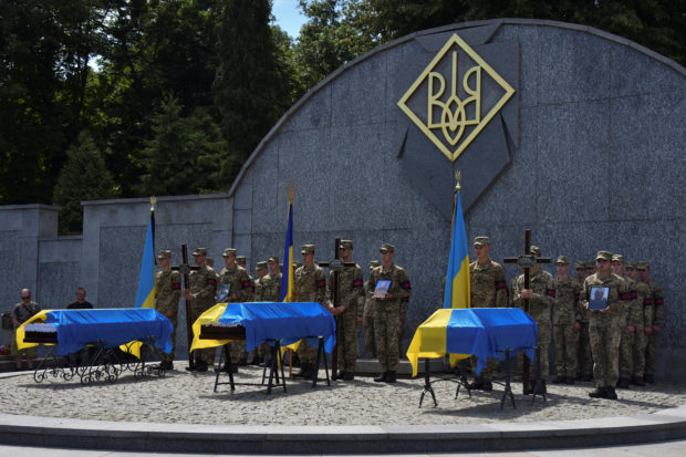 Ukraine buries young soldier who planned to marry