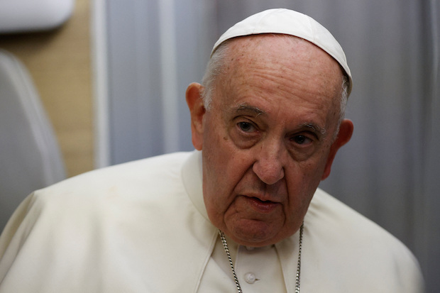 Pope Francis holds a news conference aboard the papal plane on his flight back after visiting Canada. STORY: ;Pope Francis says he’s in new phase of papacy due to frailty, age. STORY: Pope Francis says he’s in new phase of papacy due to frailty, age
