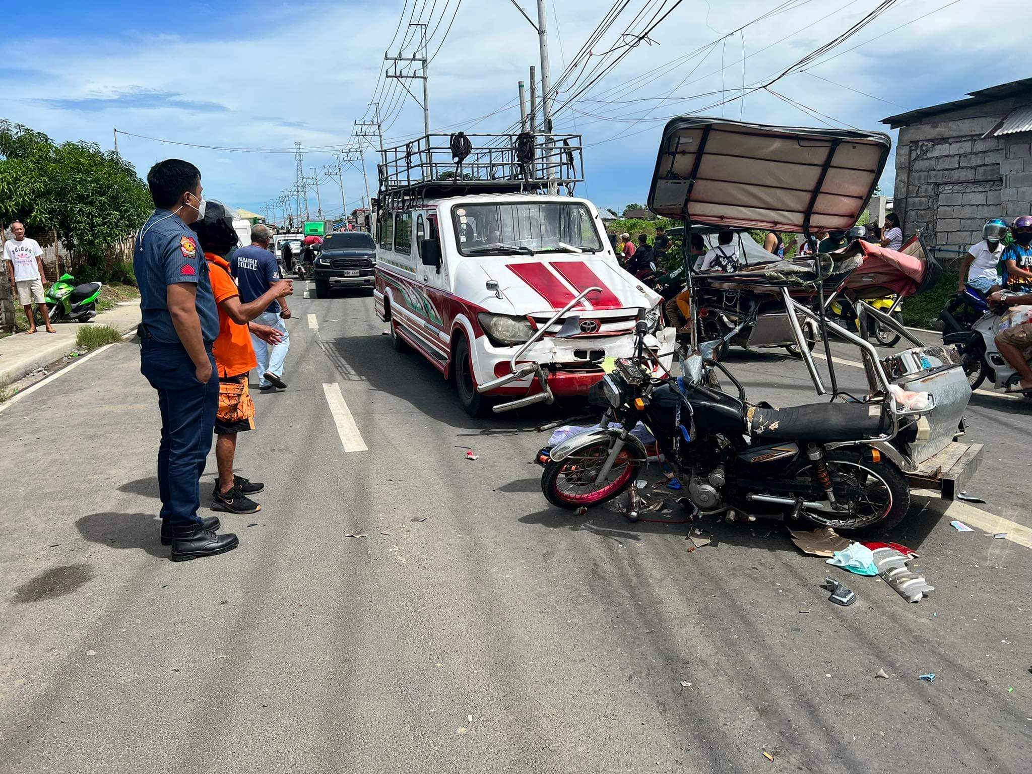 Bulacan road crash Woman, 2 kids killed  