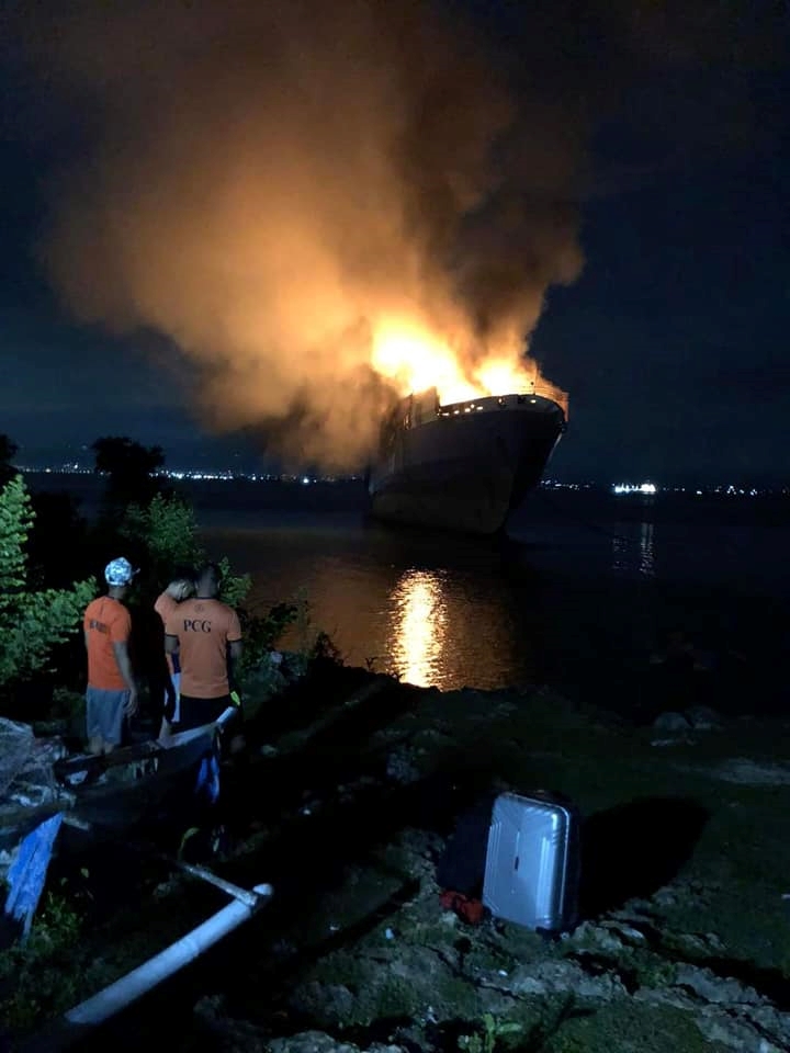 Typhoon Odette - Mactan Island Ship that ran aground during 'Odette' catches fire