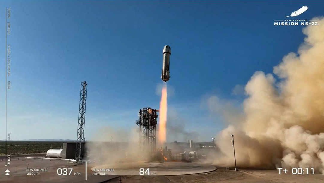 Blue Origin sends Portuguese, Egyptian into space