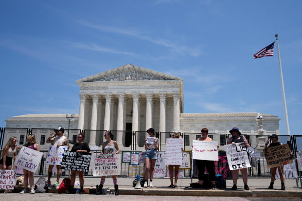 US judge reinstates North Carolina ban on late-term abortions