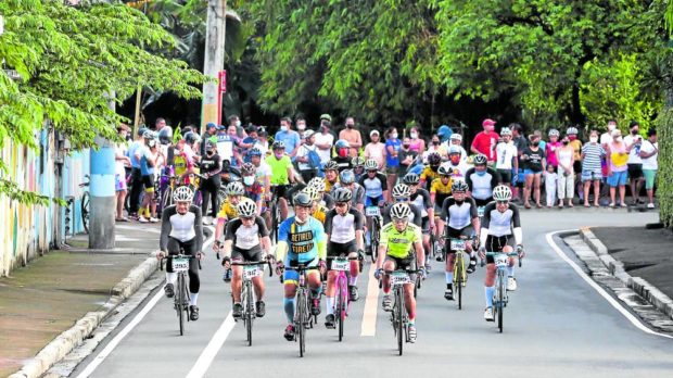 AGING PHENOMENON Around 20 senior citizens participate in the 15-lap San Roque Bike Fest 2022 on Sunday, covering a 700-meter stretch of inner roads in Marikina City. The Commission on Population and Development also on Sunday noted a rise in the number of the elderly to twice their population just two decades ago, while the “number of young Filipinos appears to be trending significantly lower in recent years.” —LYN RILLON