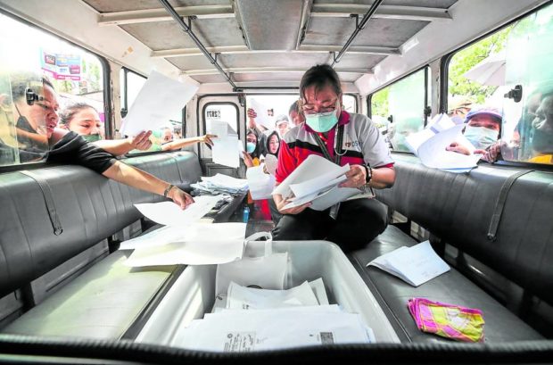 DSWD vehicle processing educational aid