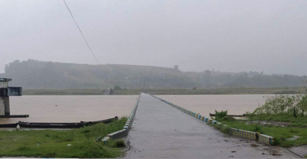 As of 6am, August 23, 2022 Baculud and Cabisera 8 overflow bridges remains PASSABLE to all vehicles. All are advised however to proceed with extreme CAUTION as there is a noticeable increase in water levels. Image from City of Ilagan DRRMO - Rescue 1124 / Facebook