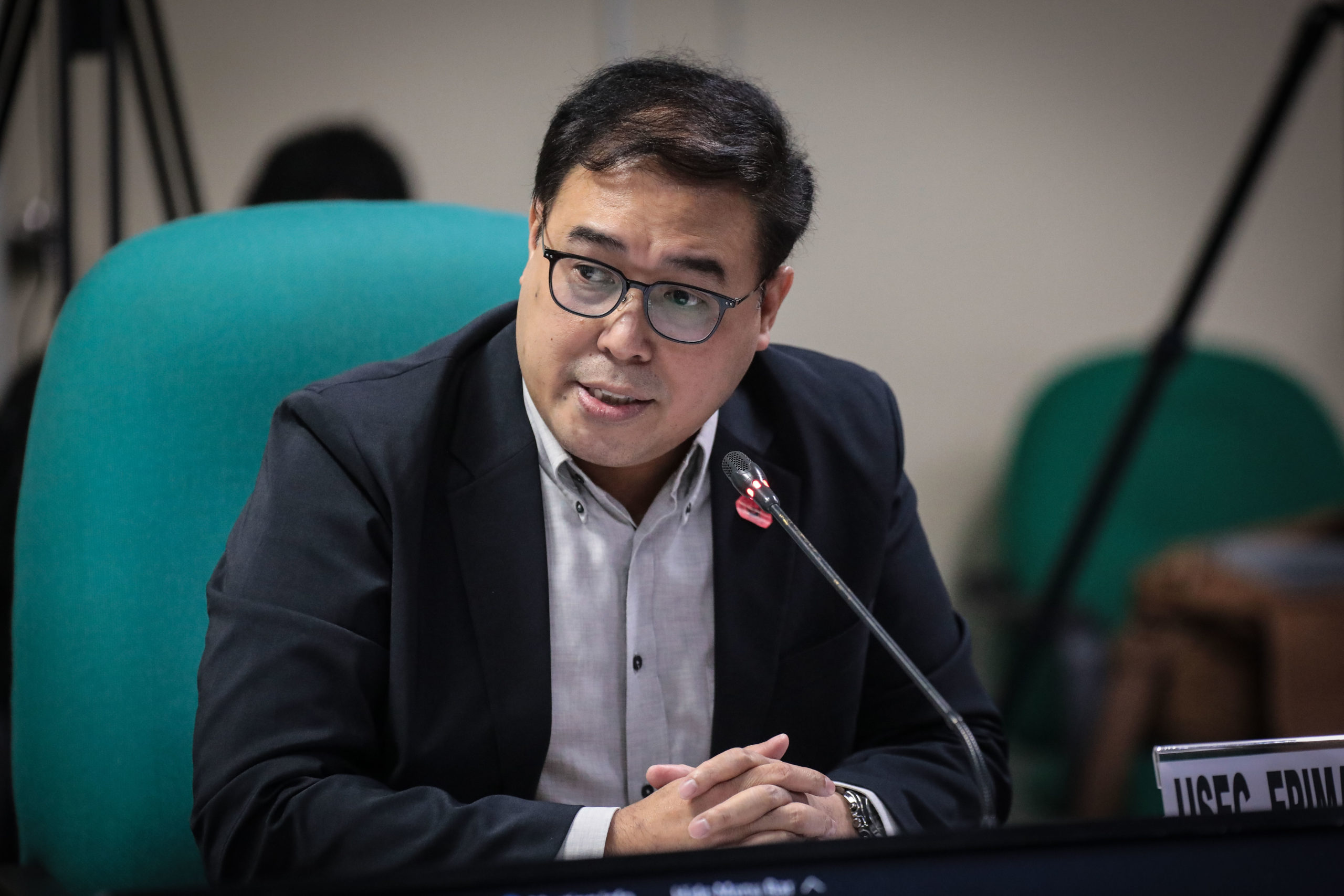 Rep. Pimentel claims ex-DepEd exec Densing seeks kickbacks