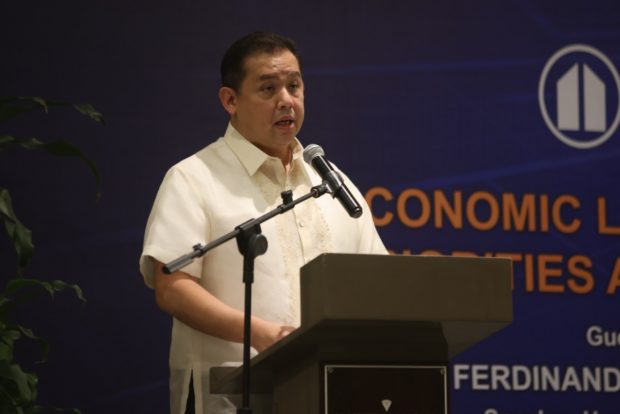 House Speaker Ferdinand Martin Romualdez has called on Negros Oriental Rep. Arnolfo Teves Jr. to return to the country as soon as possible and face the criminal complaints filed against him. 
