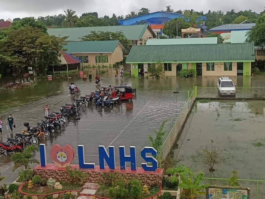 Photo of flooded school in Abulug, Cagayan for story: Bongbong Marcos suspends classes, gov’t work in Metro Manila, Luzon provinces due to ‘Florita’