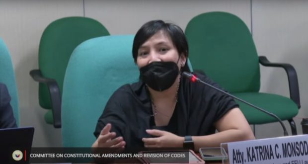 Lawyer Katrina Monsod speaks during the hearing of the Senate committee on constitutional amendments. Image from Senate livestream