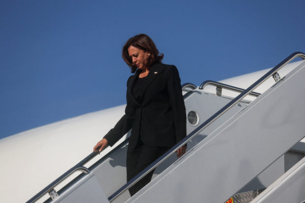 U.S. Vice President Kamala Harris disembarks a plane at Yokota Air Base near Tokyo, Japan September 26, 2022.REUTERS/Leah Millis/Pool
