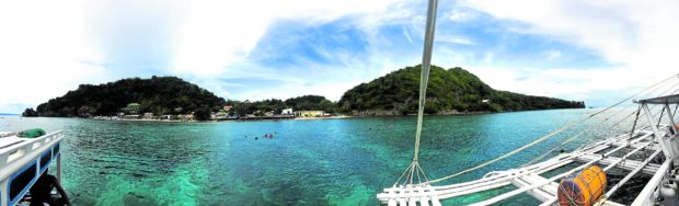 Apo Island, offers tourists not just white sand beaches but 12 pristine dive sites