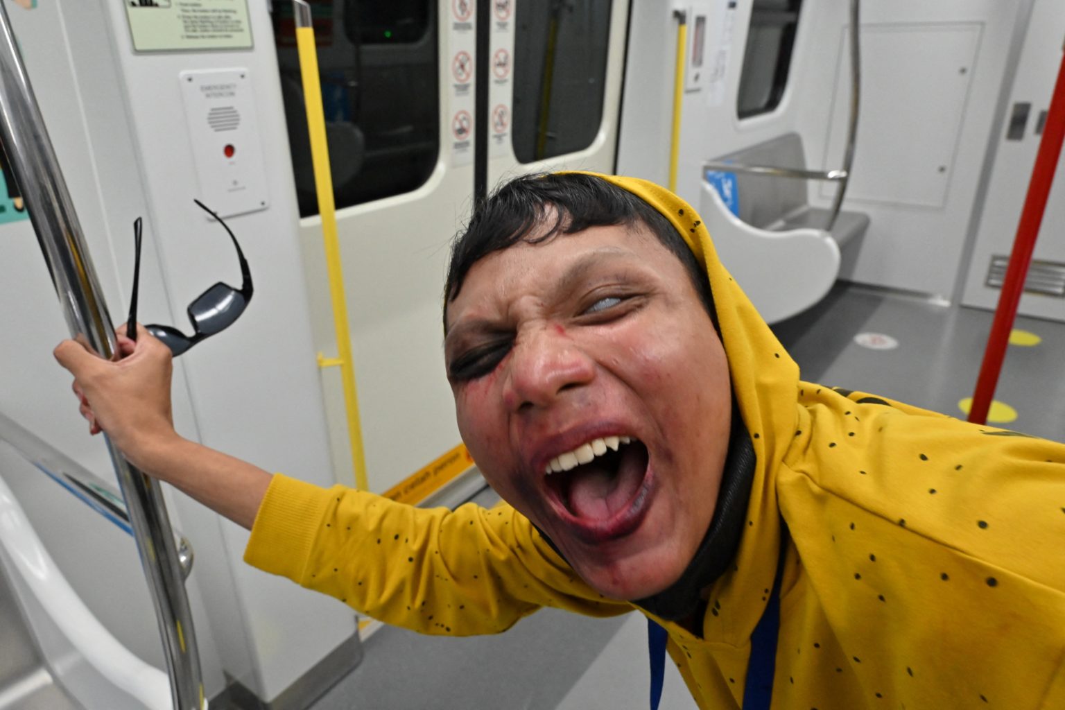Jakarta's 'zombie' train confronts traffic apocalypse | Inquirer News