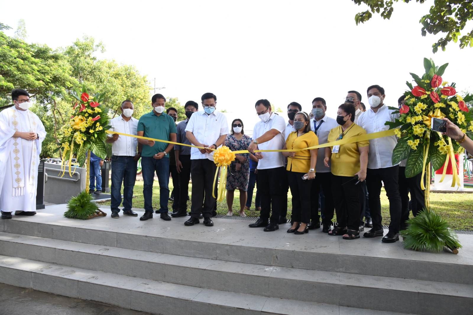 MMDA, Muntinlupa gov’t opens new green park