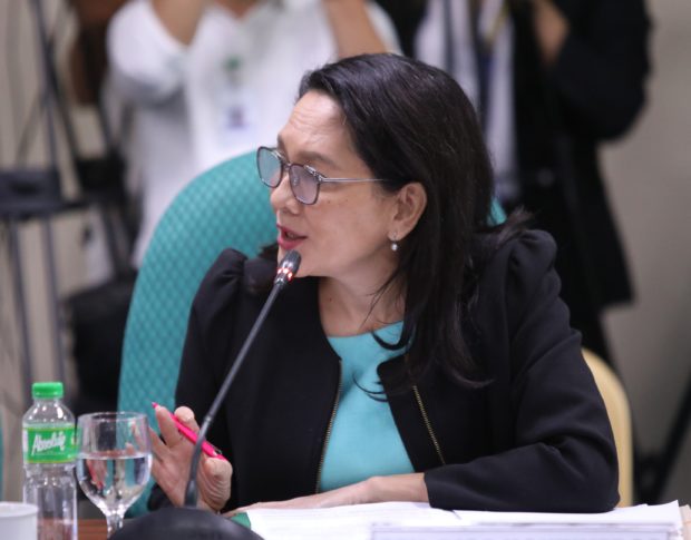 Repeat sexual offenders should be prohibited from teaching in schools again, Senator Risa Hontiveros said on Wednesday.