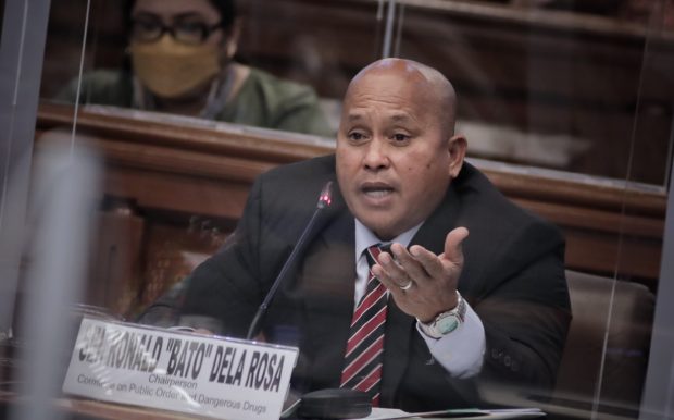 Instead of putting too much funds and energy on rice research, Senator Ronald dela Rosa has urged the Department of Agriculture (DA) to focus on root crops, saying these are healthier options that are also more resilient to typhoons.