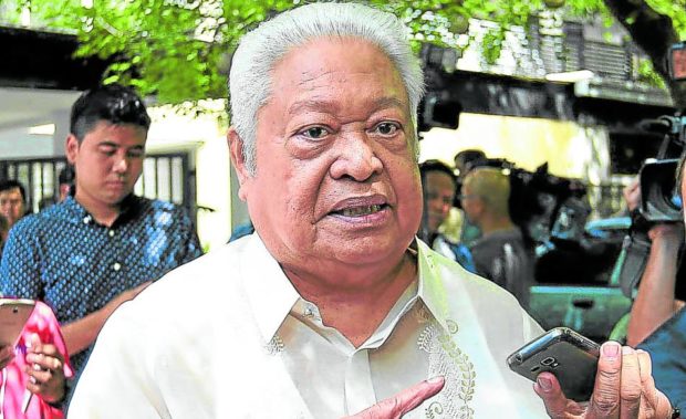 Ako Bicol party-list Rep. Elizaldy Co should just respond to questions on the constitutionality of excess P449.4 billion unprogrammed funds in the 2024 national budget instead of making personal attacks, Albay 1st District Rep. Edcel Lagman said on Wednesday.