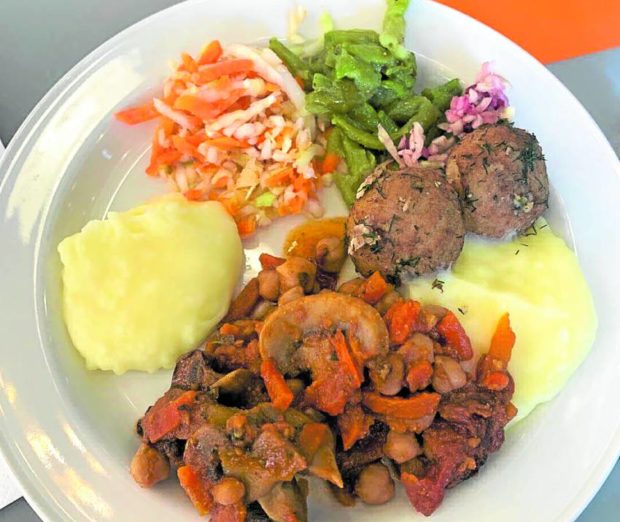 BALANCED Students of Viikki Teacher Training School in Helsinki, Finland, are given balanced meals, like this plate full of nutritious food, as part of the national core curriculum in their country. —JANE BAUTISTA