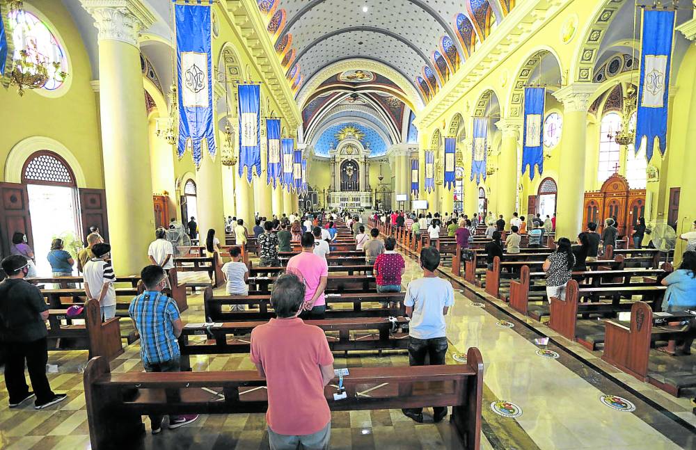 Manila archdiocese: Continue wearing masks in church | Inquirer News